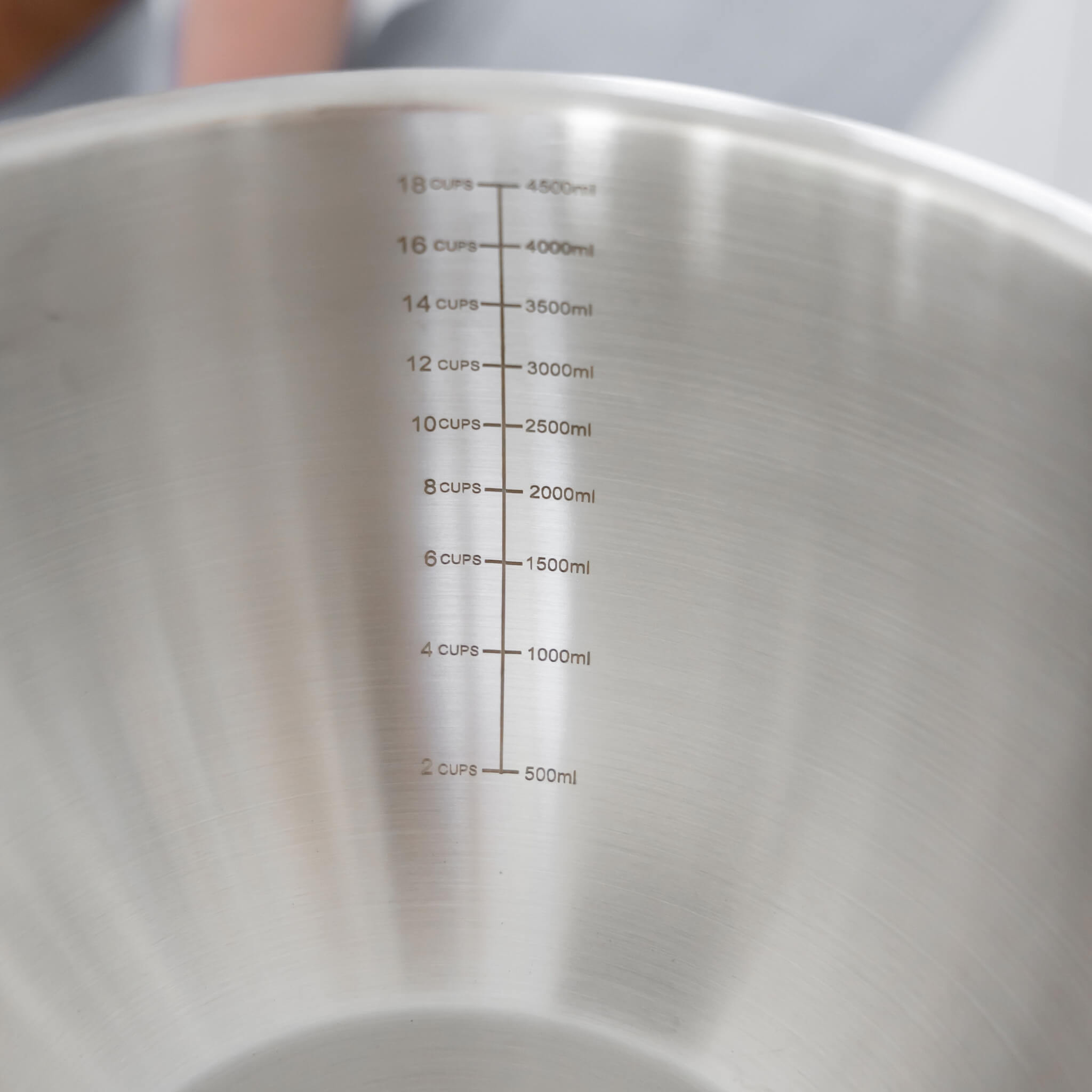 eco-friendly-stainless-steel-mixing-bowl