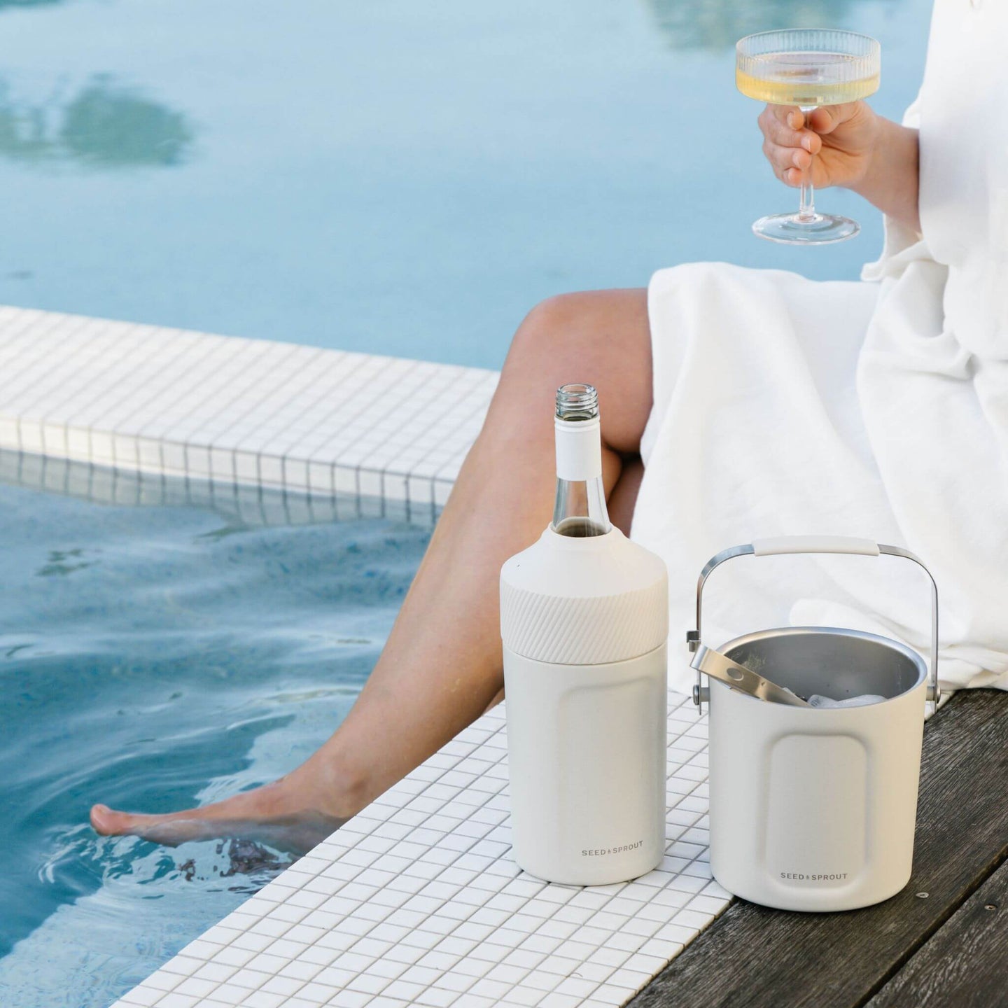 Insulated Wine Cooler | Mushroom